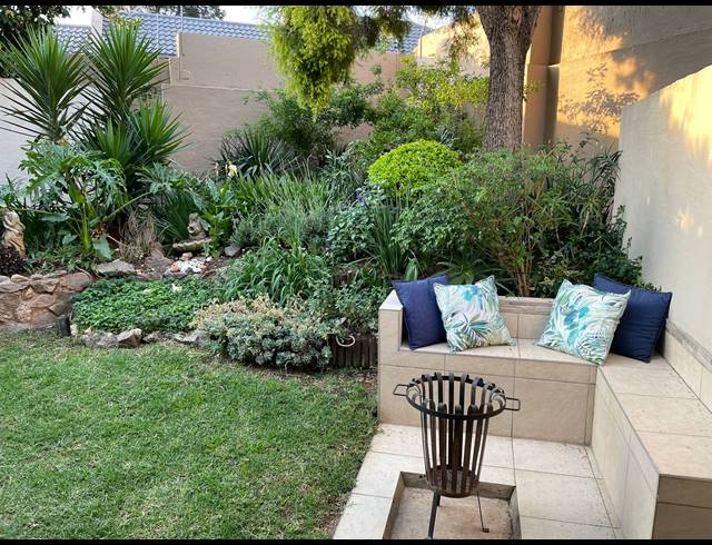 3 BEDROOM DUPLEX FOR SALE IN REMBRANDT PARK